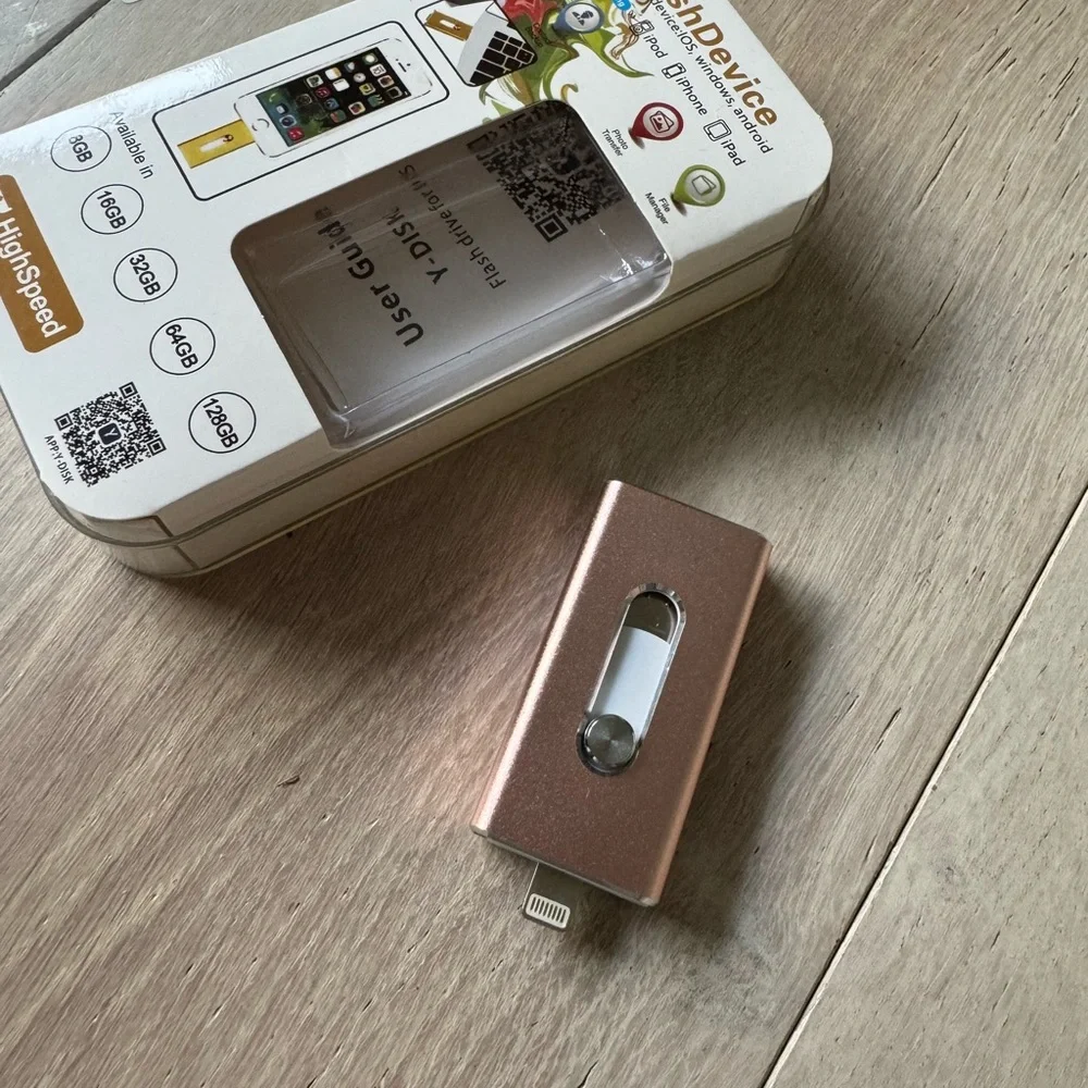 iPhone Flash Drive